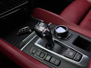 BMW X6 2017 xDrive35i De lujo exterior foto 4 BMW X6 2017 xDrive35i De lujo exterior foto 4