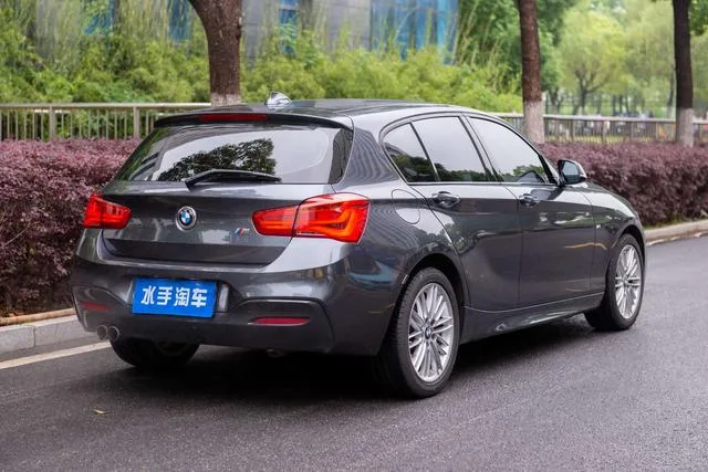 BMW 1 Series (Imported) 2018 120i M Sports suit exterior photo 5 BMW 1 Series (Imported) 2018 120i M Sports suit exterior photo 5