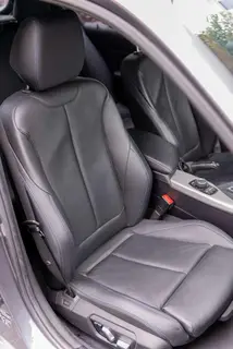 BMW 1 Series (Imported) 2018 120i M Sports suit interior photo 12 BMW 1 Series (Imported) 2018 120i M Sports suit interior photo 12