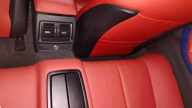 BMW 4 Series 2017 425i Convertible M Sports suit interior photo 10 BMW 4 Series 2017 425i Convertible M Sports suit interior photo 10
