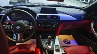BMW 4 Series 2017 425i Convertible M Sports suit interior photo 11 BMW 4 Series 2017 425i Convertible M Sports suit interior photo 11