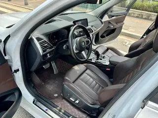 BMW X3 2021 xDrive30i Leading Type M Sports suit interior photo 6 BMW X3 2021 xDrive30i Leading Type M Sports suit interior photo 6