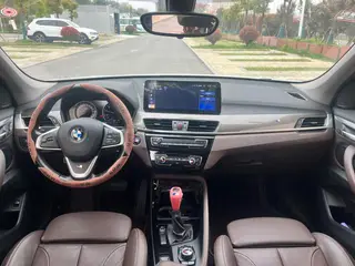 BMW X1 2019 sDrive18Li Tipo de lujo interior foto 8 BMW X1 2019 sDrive18Li Tipo de lujo interior foto 8