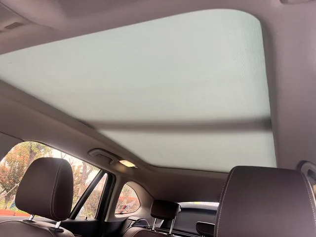 BMW X1 2019 sDrive18Li Tipo de lujo interior foto 13 BMW X1 2019 sDrive18Li Tipo de lujo interior foto 13