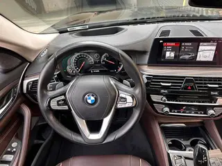BMW 5 Series 2018 Модификация 530Li Премиум-класса Роскошный набор экстерьер фото 10 BMW 5 Series 2018 Модификация 530Li Премиум-класса Роскошный набор экстерьер фото 10