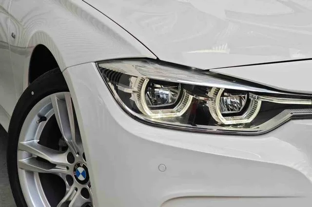 BMW 3 Series 2019 320i M Sports suit exterior photo 7 BMW 3 Series 2019 320i M Sports suit exterior photo 7