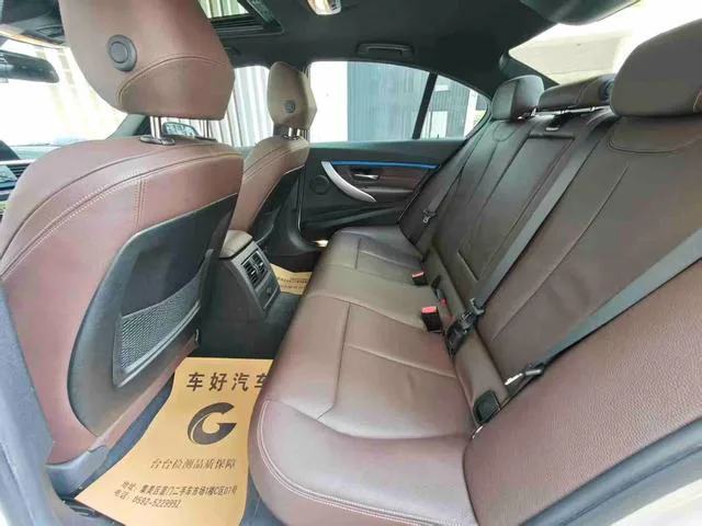 BMW 3 Series 2019 320i M Sports suit exterior photo 9 BMW 3 Series 2019 320i M Sports suit exterior photo 9