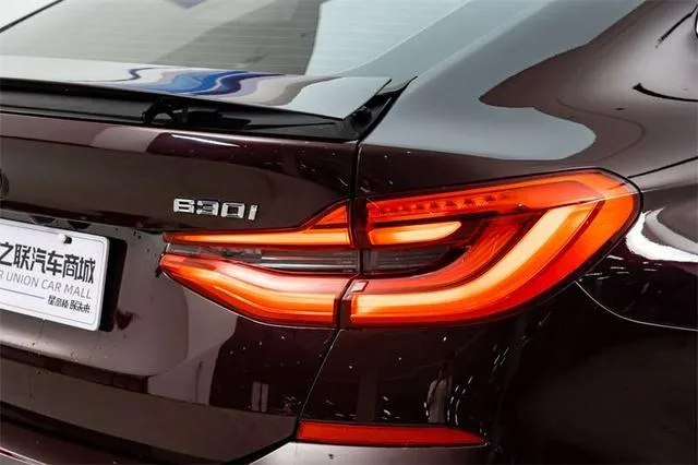 BMW 6 Series GT 2018 630i Set de diseño de lujo exterior foto 8 BMW 6 Series GT 2018 630i Set de diseño de lujo exterior foto 8