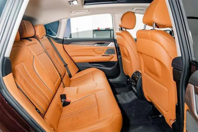 BMW 6 Series GT 2018 630i Set de diseño de lujo interior foto 20 BMW 6 Series GT 2018 630i Set de diseño de lujo interior foto 20