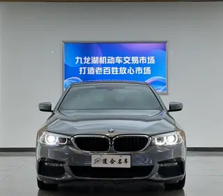 BMW 5 Series 2018 525i M Sports suit exterior photo 2 BMW 5 Series 2018 525i M Sports suit exterior photo 2