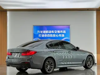 BMW 5 Series 2018 525i M Sports suit exterior photo 8 BMW 5 Series 2018 525i M Sports suit exterior photo 8