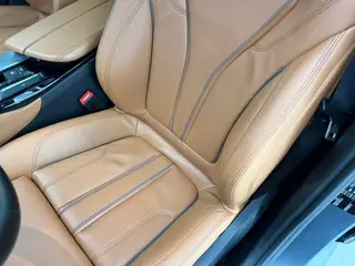BMW 5 Series 2018 525i M Sports suit interior photo 11 BMW 5 Series 2018 525i M Sports suit interior photo 11