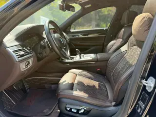 BMW 7 Series 2021 740Li Líder M Conjunto deportivo exterior foto 5 BMW 7 Series 2021 740Li Líder M Conjunto deportivo exterior foto 5