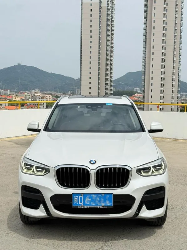 BMW X3 2021 xDrive25i Ensemble de luxe extérieur photo 2 BMW X3 2021 xDrive25i Ensemble de luxe extérieur photo 2