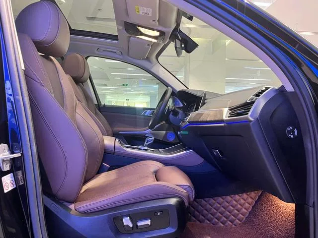 BMW X5 2020 xDrive30i M Sports suit interior photo 9 BMW X5 2020 xDrive30i M Sports suit interior photo 9