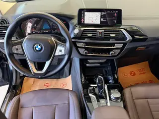 BMW X3 2020 xDrive25i Ensemble de luxe intérieur photo 8 BMW X3 2020 xDrive25i Ensemble de luxe intérieur photo 8