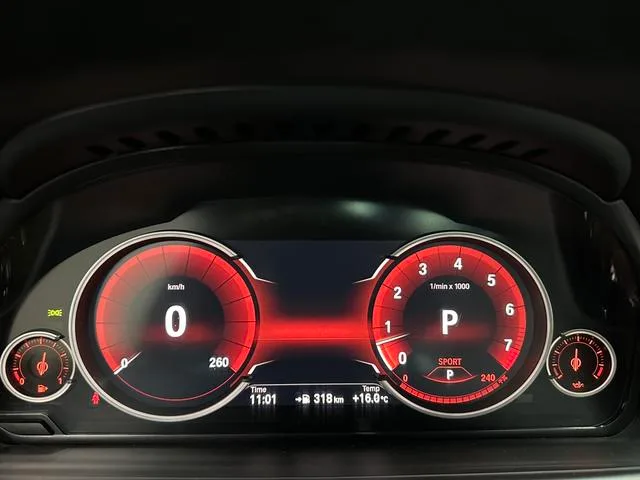 BMW 6 Series 2013 Reforma 640i Gran Coupe interior foto 11 BMW 6 Series 2013 Reforma 640i Gran Coupe interior foto 11