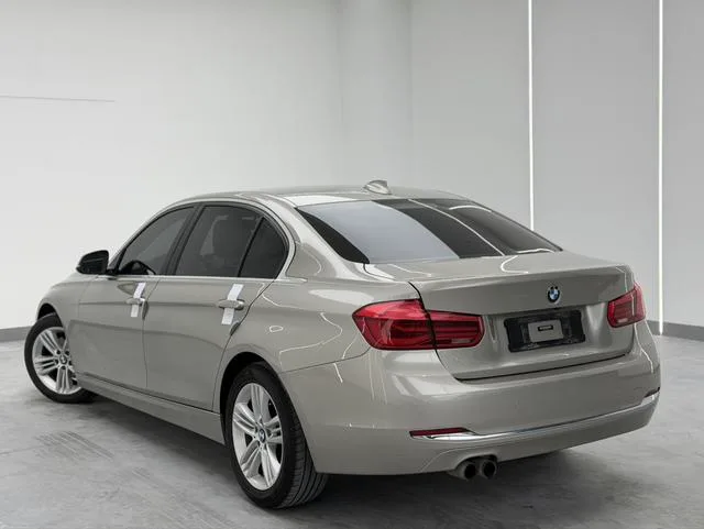 BMW 3 Series 2017 320Li Fashionable interior photo 9 BMW 3 Series 2017 320Li Fashionable interior photo 9