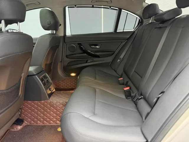 BMW 3 Series 2017 320Li Fashionable interior photo 11 BMW 3 Series 2017 320Li Fashionable interior photo 11