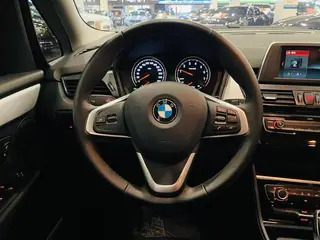 BMW 2 Series Active Tourer 2019 220i Leading Type exterior photo 6 BMW 2 Series Active Tourer 2019 220i Leading Type exterior photo 6