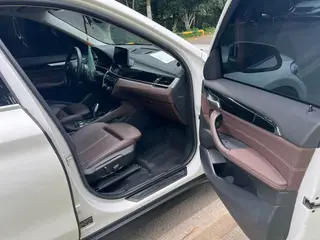 BMW X1 2020 sDrive25Li Leading Type interior photo 14 BMW X1 2020 sDrive25Li Leading Type interior photo 14