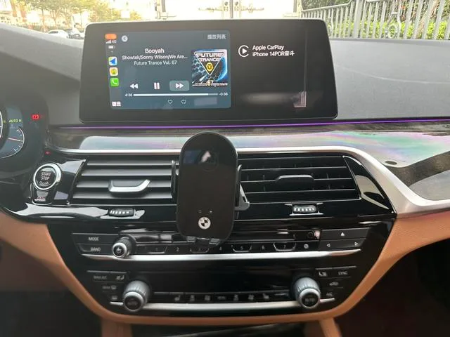 BMW 5 Series 2018 Reforma 530Li Líder M Conjunto deportivo interior foto 16 BMW 5 Series 2018 Reforma 530Li Líder M Conjunto deportivo interior foto 16