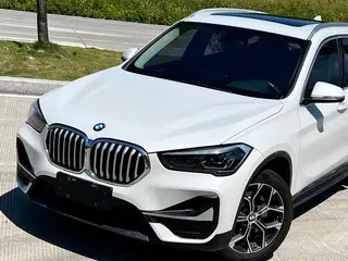 BMW X1 2021 sDrive25Li Líder exterior foto 2 BMW X1 2021 sDrive25Li Líder exterior foto 2