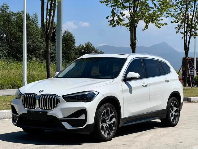 BMW X1 2021 sDrive25Li Líder exterior foto 3 BMW X1 2021 sDrive25Li Líder exterior foto 3