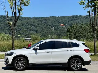 BMW X1 2021 sDrive25Li Líder exterior foto 5 BMW X1 2021 sDrive25Li Líder exterior foto 5