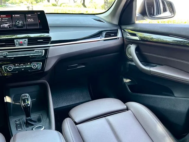 BMW X1 2021 sDrive25Li Líder interior foto 16 BMW X1 2021 sDrive25Li Líder interior foto 16