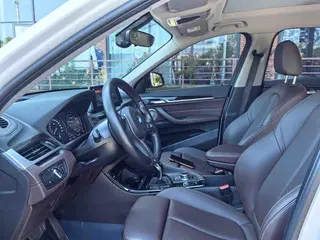 BMW X1 2020 xDrive25Li Type de luxe extérieur photo 4 BMW X1 2020 xDrive25Li Type de luxe extérieur photo 4