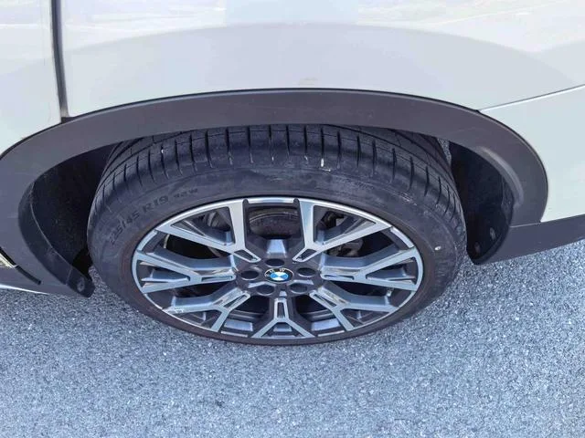 BMW X1 2020 xDrive25Li Type de luxe intérieur photo 10 BMW X1 2020 xDrive25Li Type de luxe intérieur photo 10