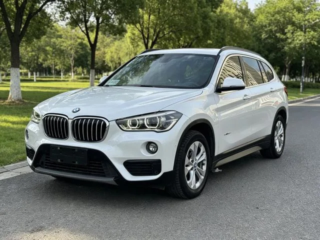 BMW X1 2016 sDrive18Li Premium Class exterior photo 1 BMW X1 2016 sDrive18Li Premium Class exterior photo 1