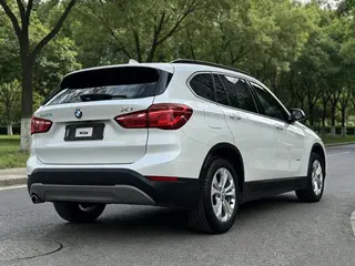 BMW X1 2016 sDrive18Li Premium Class exterior photo 4 BMW X1 2016 sDrive18Li Premium Class exterior photo 4