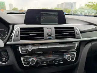 BMW 3 Series GT 2019 320i Fashionable interior photo 17 BMW 3 Series GT 2019 320i Fashionable interior photo 17