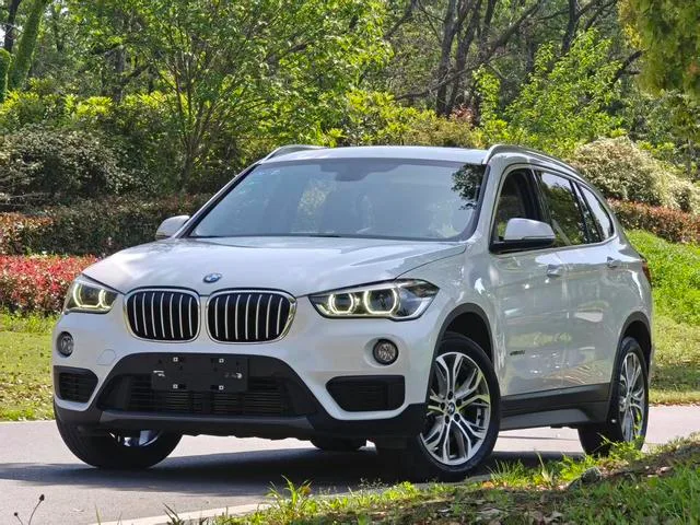 BMW X1 2018 sDrive20Li Líder exterior foto 1 BMW X1 2018 sDrive20Li Líder exterior foto 1