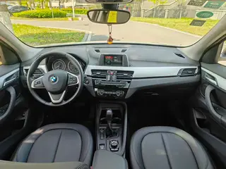 BMW X1 2018 sDrive20Li Líder exterior foto 9 BMW X1 2018 sDrive20Li Líder exterior foto 9