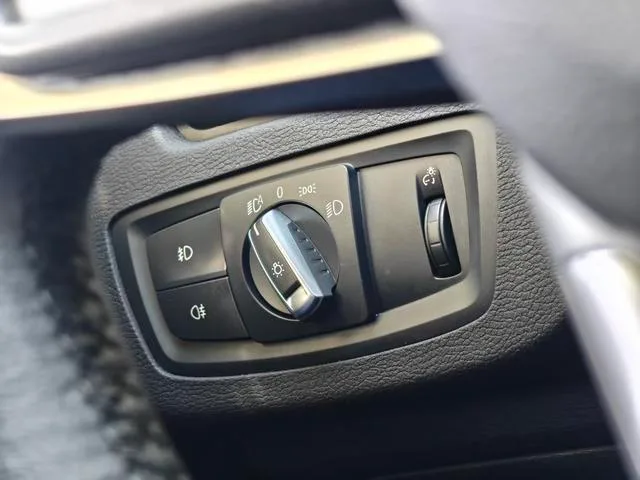 BMW X1 2018 sDrive20Li Líder interior foto 19 BMW X1 2018 sDrive20Li Líder interior foto 19