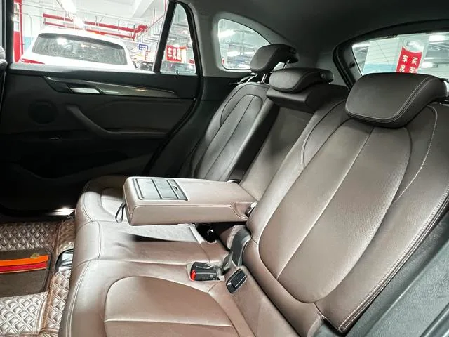 BMW X1 2018 sDrive18Li Premium Class exterior photo 6 BMW X1 2018 sDrive18Li Premium Class exterior photo 6