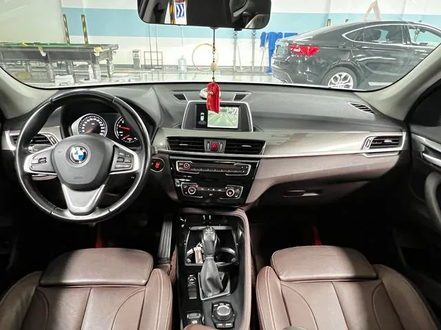 BMW X1 2018 sDrive18Li Premium Class exterior photo 8 BMW X1 2018 sDrive18Li Premium Class exterior photo 8