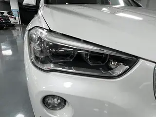 BMW X1 2018 sDrive18Li Premium Class interior photo 13 BMW X1 2018 sDrive18Li Premium Class interior photo 13