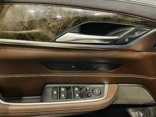 BMW 6 Series GT 2018 640i xDrive M Sports suit interior photo 15 BMW 6 Series GT 2018 640i xDrive M Sports suit interior photo 15