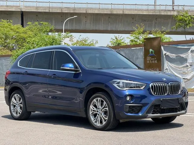BMW X1 2019 sDrive20Li Leading Type exterior photo 3 BMW X1 2019 sDrive20Li Leading Type exterior photo 3