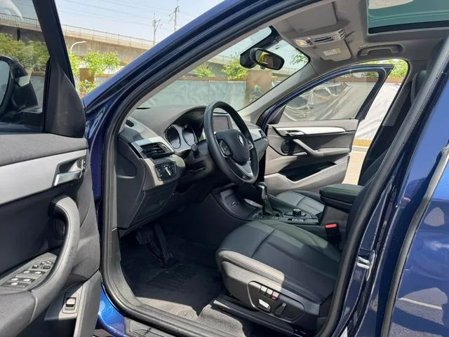 BMW X1 2019 sDrive20Li Leading Type exterior photo 7 BMW X1 2019 sDrive20Li Leading Type exterior photo 7