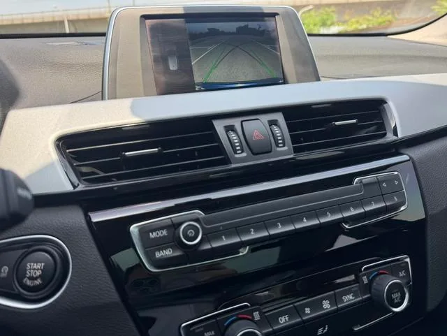BMW X1 2019 sDrive20Li Leading Type interior photo 12 BMW X1 2019 sDrive20Li Leading Type interior photo 12