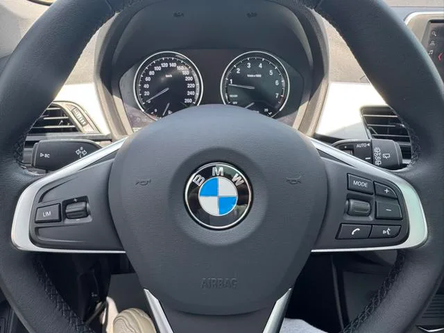 BMW X1 2019 sDrive20Li Leading Type interior photo 14 BMW X1 2019 sDrive20Li Leading Type interior photo 14