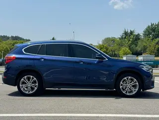 BMW X1 2019 sDrive20Li Leading Type interior photo 15 BMW X1 2019 sDrive20Li Leading Type interior photo 15