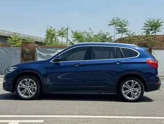 BMW X1 2019 sDrive20Li Leading Type interior photo 16 BMW X1 2019 sDrive20Li Leading Type interior photo 16