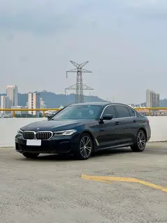 BMW 5 Series 2021 530Li Leader M Ensemble de sport extérieur photo 1 BMW 5 Series 2021 530Li Leader M Ensemble de sport extérieur photo 1