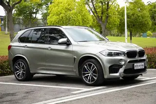 BMW X5 M 2015 X5 M exterior photo 3 BMW X5 M 2015 X5 M exterior photo 3